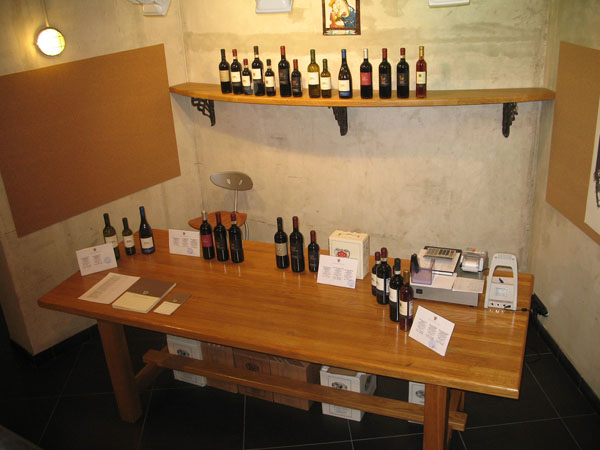 Лофт-интерьер винного магазина